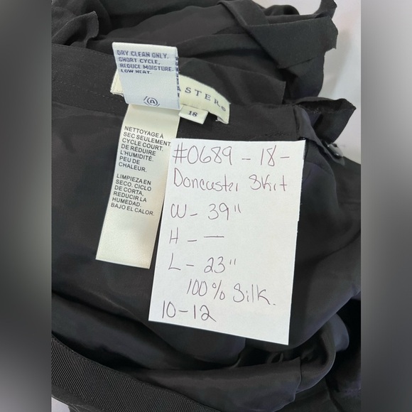 Doncaster Tiered Ruffled Layered Lined Black Skirt 100% Silk‎ Size 18 - Picture 7 of 7